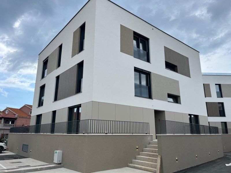 Diklo Premium Residence
