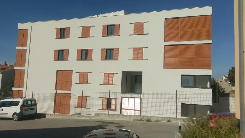 Podstrana 1